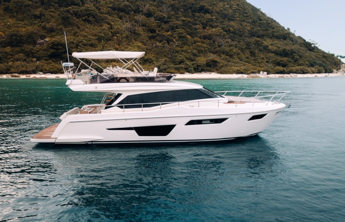 Ferretti Yachts 500